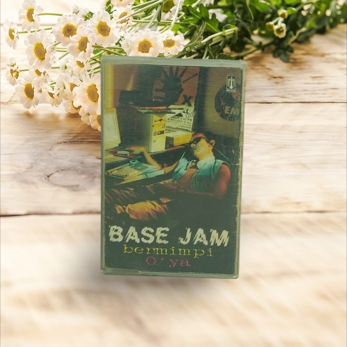 Kaset Pita Base Jam - Bermimpi