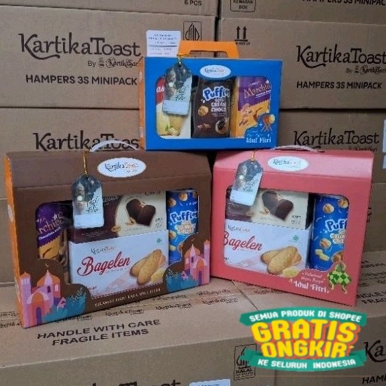 

Paket kue parcel lebaran edisi idulfitri kirim hadiah kartikasari parsel cantik eklusif free kartu ucapan hamper idul fitri/ New kado