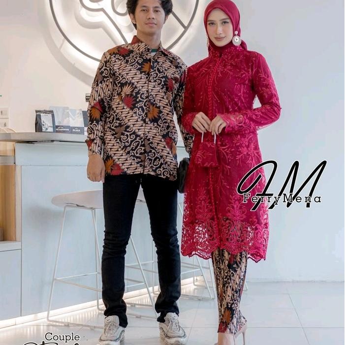 Terbaru Setelan Couple Lamaran Modern Tunik Slting Depan Payet Mutiara Mewah | Setelan kebaya Tille 