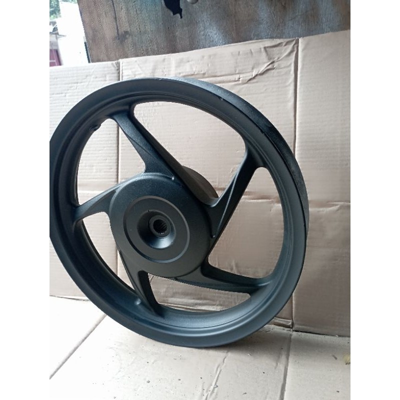 pelek beat fi pelek belakng beat karbu