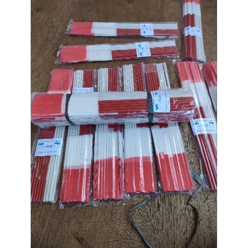 Bendera Gagang Plastik/Bendera Pawai Kecil Merah Putih/Bendera Merah Putih Plastik Tongkat (Tanpa Pl
