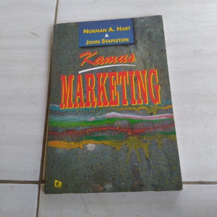 KAMUS MARKETING-NORMAN A HART-F3
