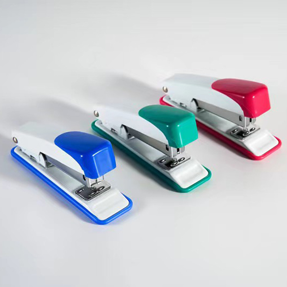 

Metal + plastic high quality safety stapler 24 / 6, 26 / 6 universal needle stapler school office supplies 3pcs