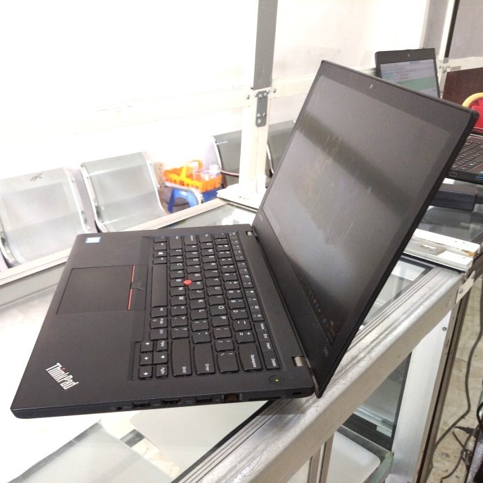 laptop second Lenovo T470 ram 8GB ssd 512gb core i5 gen6 murah