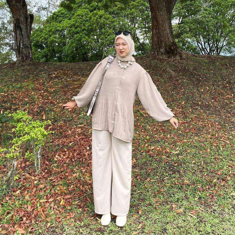 ORTWO - ZFS OOTD WANITA YAYA / CALISTA BLOUSE PLISKET / Atasan Blouse lengan Panjang Wanita / OOTD W