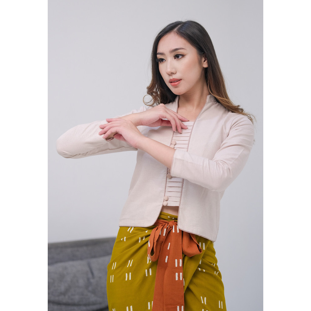 

✨READY✨ -Kichi Batik Blouse Kebaya Eden Nude - Tangan Pendek, L