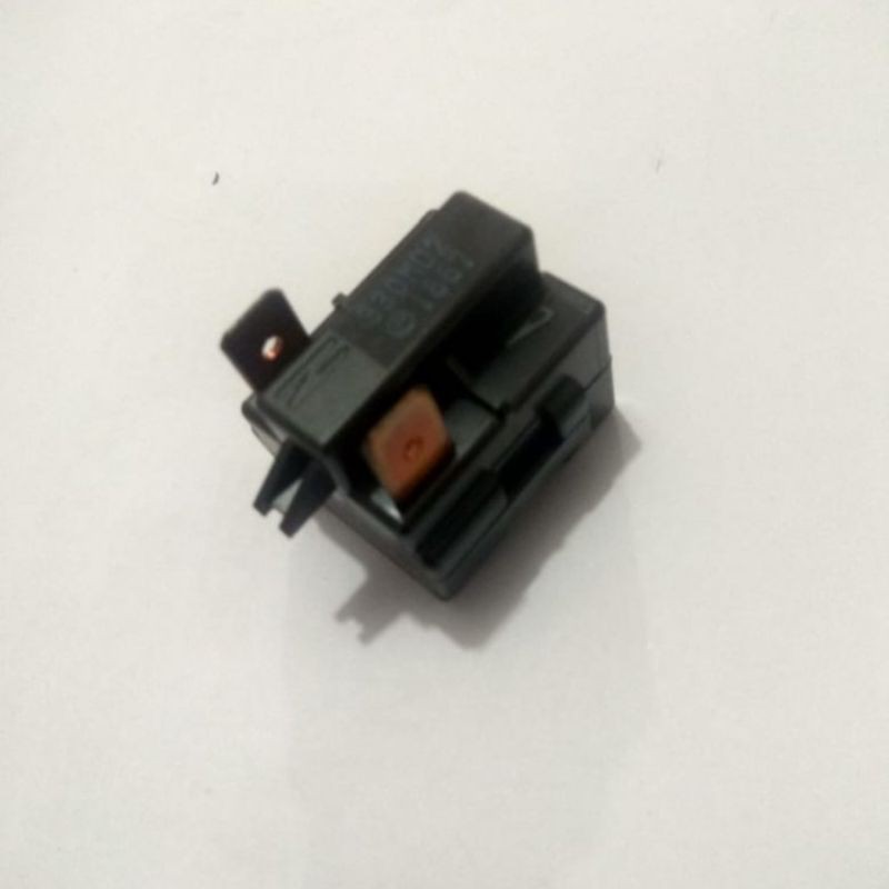 Relay PTC Kulkas Panasonic ( 2 pin soket )