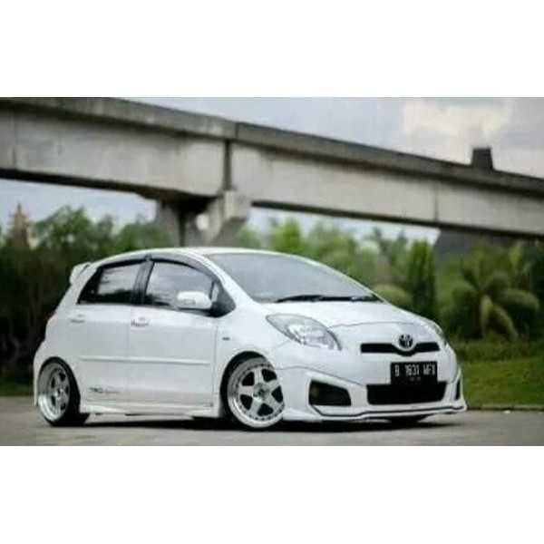 bodykit Toyota Yaris TRD 2011-2014 bemper S1