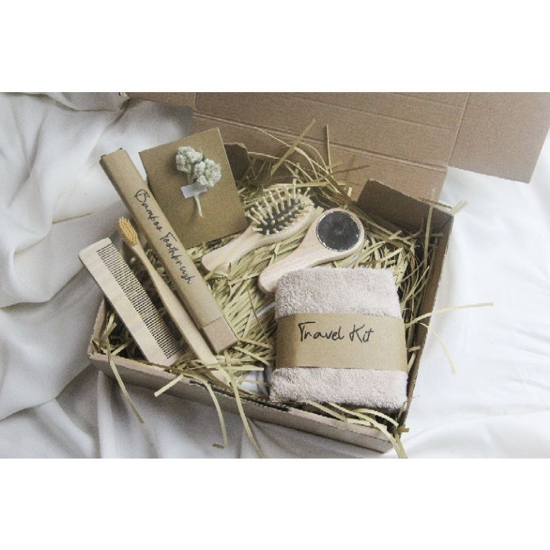 

HAMPERS BODY SCRUB/SOUVENIR PERNIKAHAN/HAMPERS WEDDING BIRTHDAY/HAMPERS ECO FRIENDLY/MANGKUK KAYU WISUDA BIRTHDAY PERNIKAHAN NATAL LEBARAN IDUL FITRI IMLEK/HAMPERS TRAVEL KIT/SOUVENIR SIRAMAN