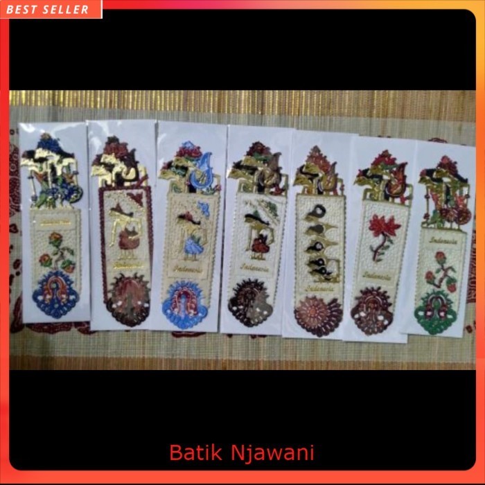 

Pembatas buku wayang Halusan bertuliskan Indonesia