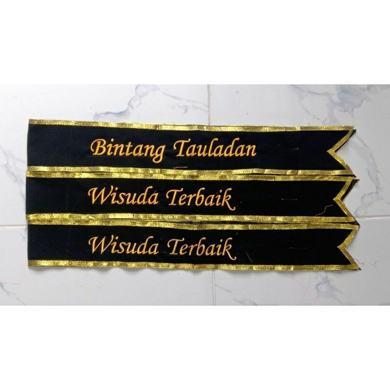 (1HARI JADI) SELEMPANG WISUDA ANAK-ANAK SD ATAU TK selempang wisuda custom nama selempang wisuda leh