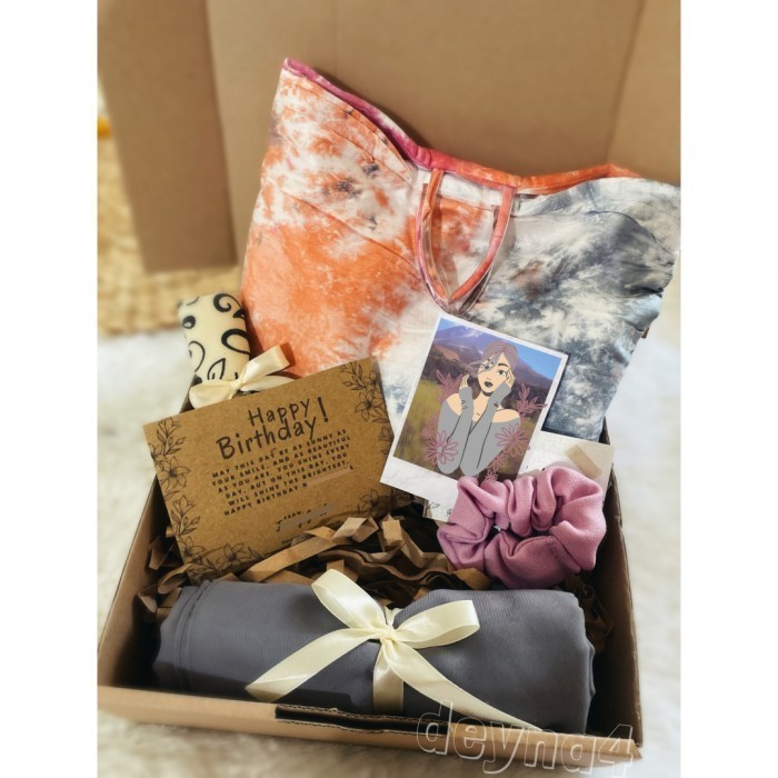 

(NEW) -Kado Ulang Tahun Wanita Alat Shalat. Hampers Birthday Wedding Anniv - Mukena Rayon, Segiempat Bella