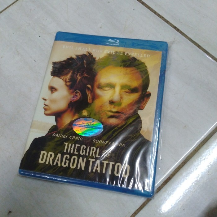 THE GIRL WITH THE DRAGON TATTOO-DVD ORIGINAL-E2