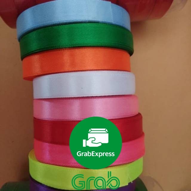 

Promo Pita kain sedang 1/2 inch / pita satin [Gwtk]