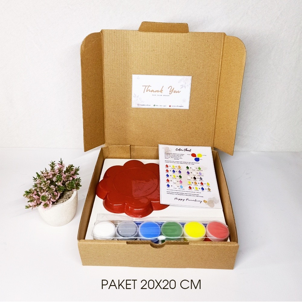 

Kanvas Lukis 1 Paket Peralatan Melukis Kanvas 20 x 20 cm 4 in 1