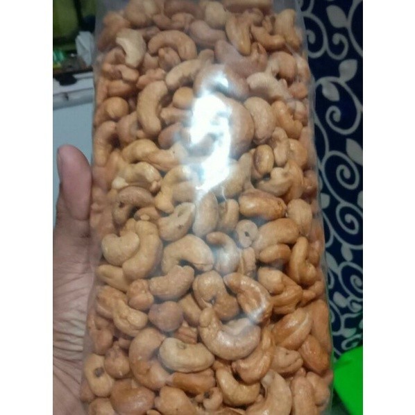 

kacang mede utuh mateng 1 kg