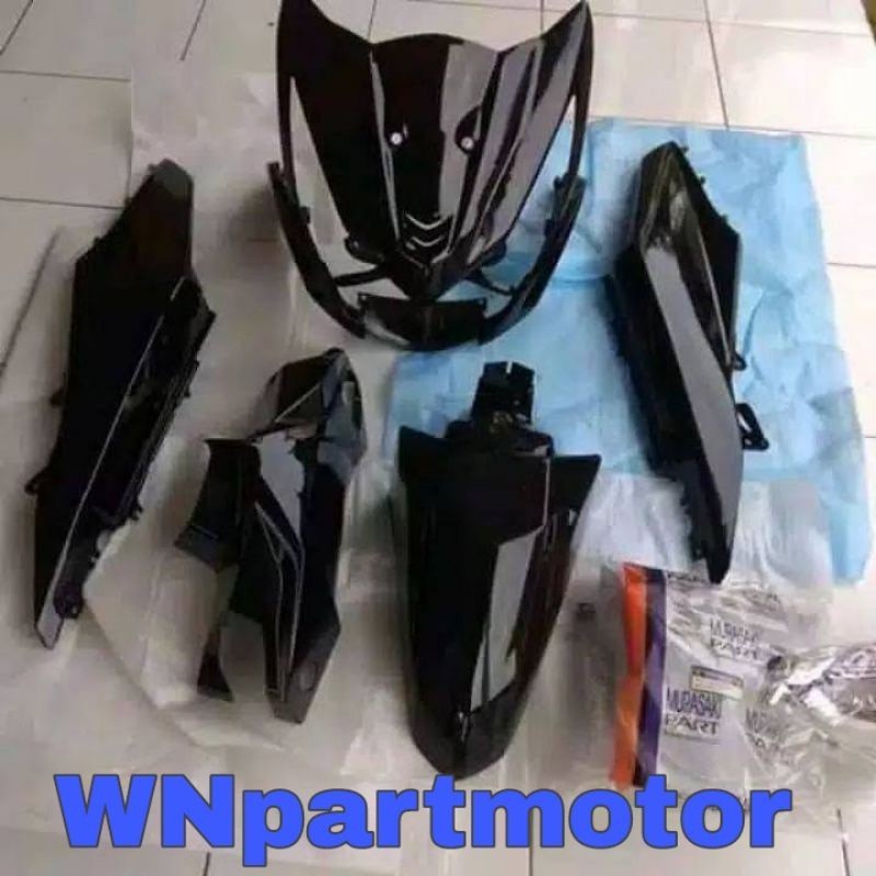 Body halus honda beat Fi 2013-2014 hitam polos - full body halus beat Fi