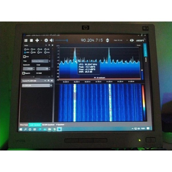 Dijual Usb Rtl-Sdr Dongle Software Defined Radio Rtl2832U R820T2 -