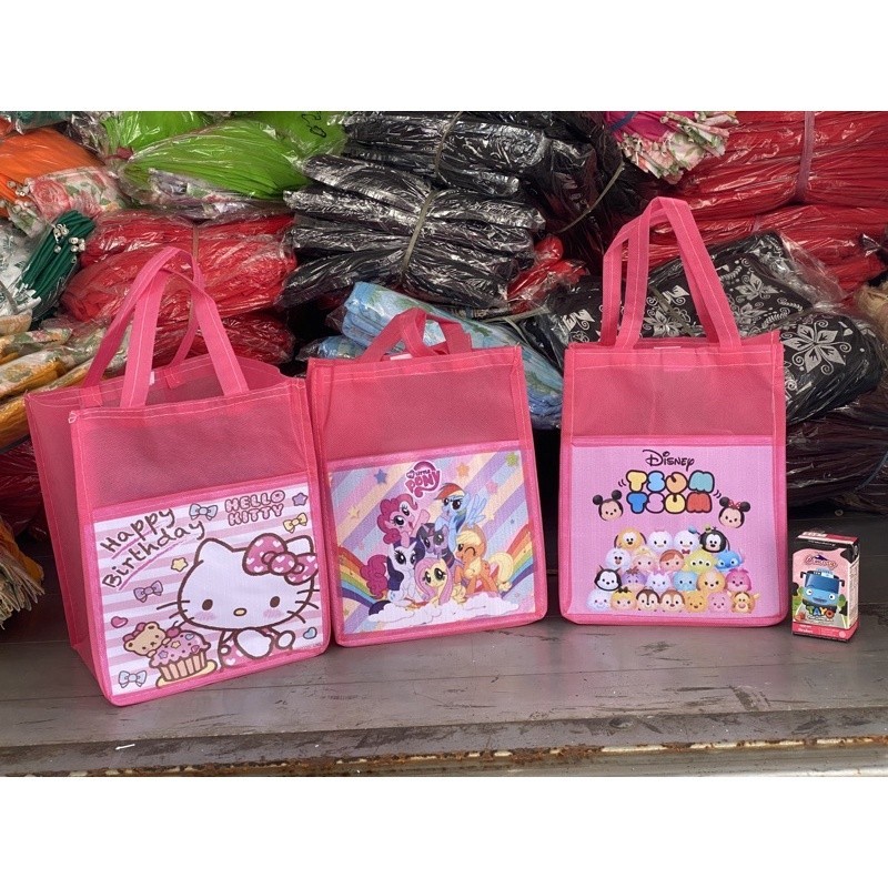 

cod TAS ULTAH KFC P20xL14xT26 READY STOK