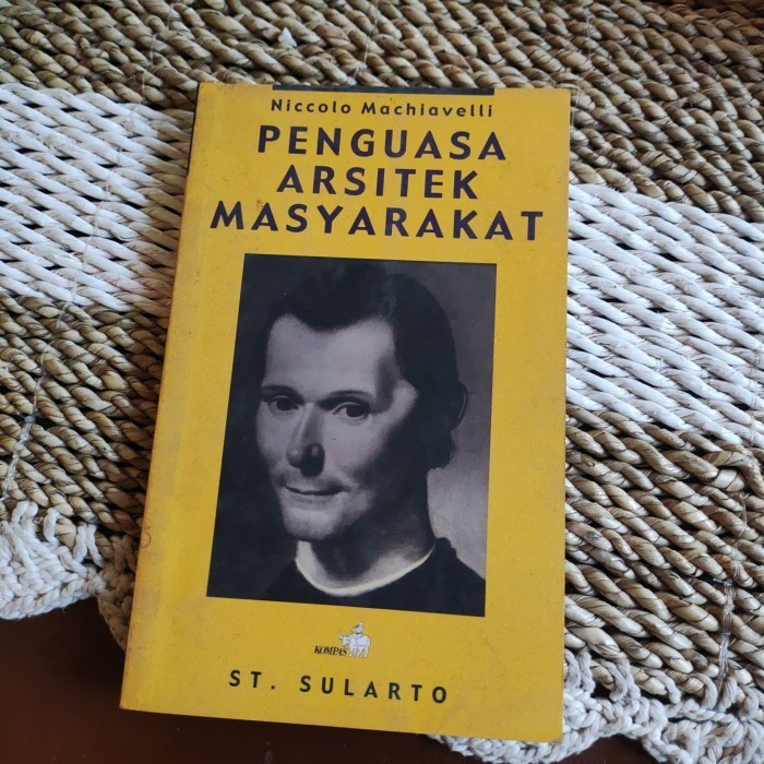 PENGUASA ARSITEK MASYARAKAT - ST SULARTO original