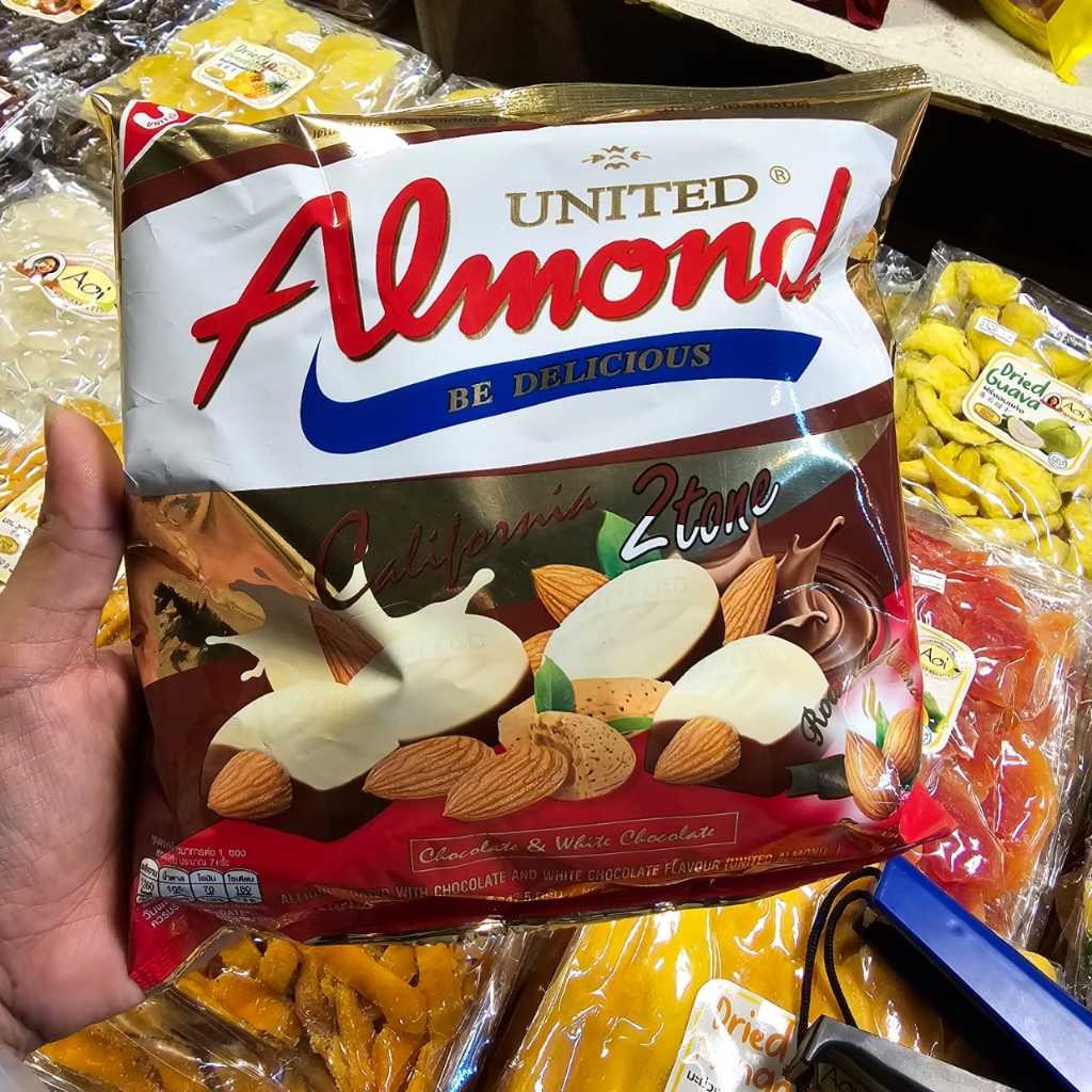 

ready stock - UNITED ALMOND CHOCOLATE ORIGINAL FROM THAILAND