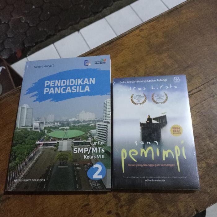 

buku novel dan pelajaran kurikulum merdeka pancasila