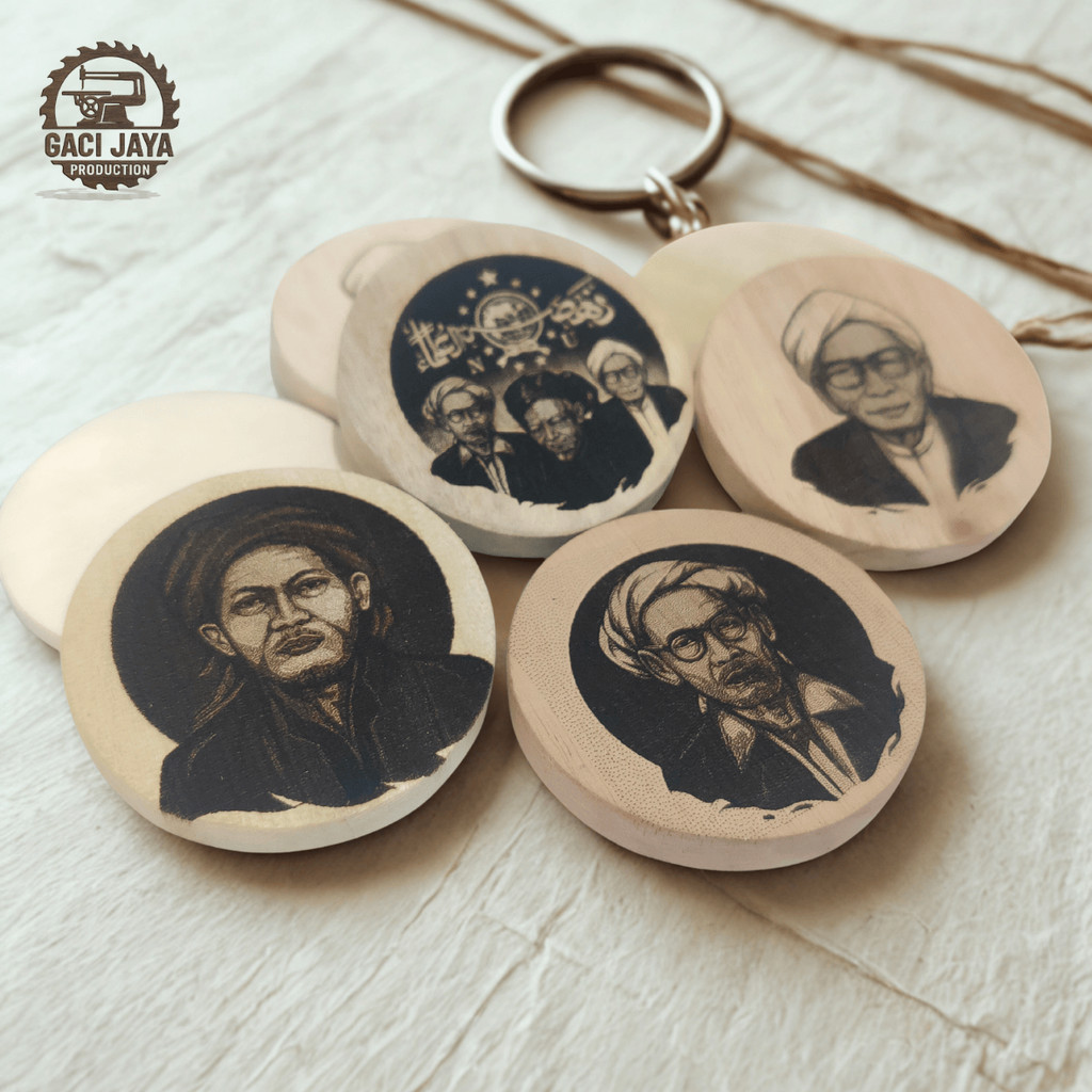 Gantungan Kunci 3 SERANGKAI NU KH. Hasyim Asy'ari  KH. Abdul Wahab Chasbullah KH. Bisri Syansuri