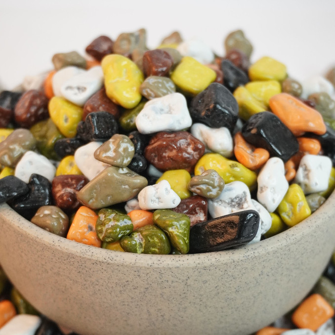 

Coklat Krikil – Camilan Unik, Manis, dan Bikin Nagih From Kamal Indo