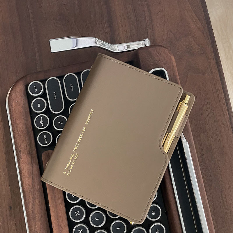 

A7 loose leaf notebook, leather face, stylish hand account book, hand account book, portable notebook