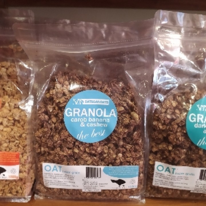 

Oats and Oats Granola 1kg (gandum sehat) Carob Banana Cashew