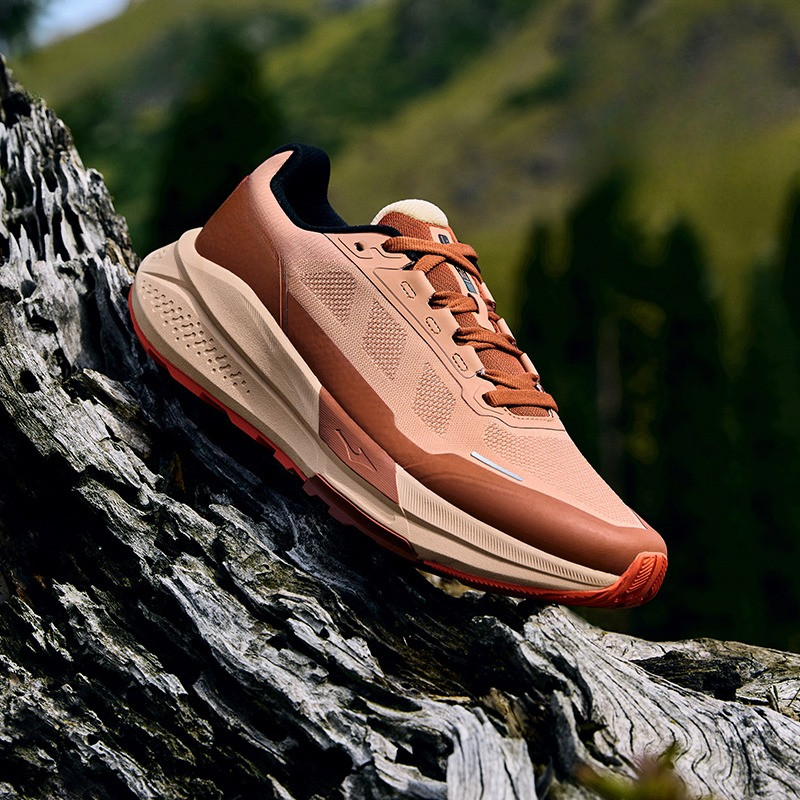 Hongxing Erke Siye 1.5 Outdoor Running Summer Shock Absorbing Sports Anti-splashing hiking shoes for