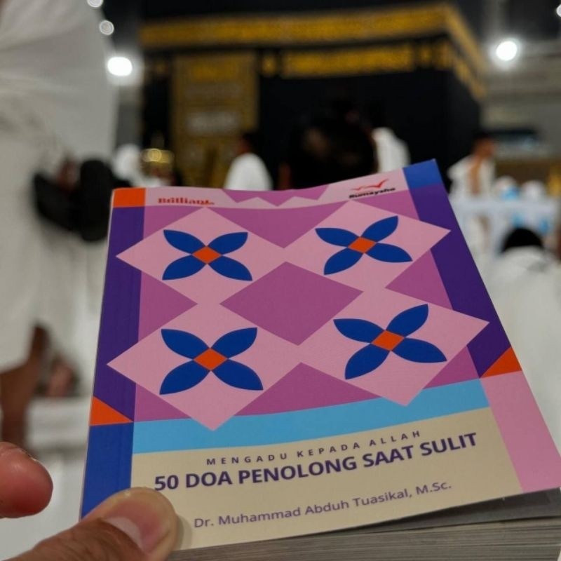 Buku 50 Doa Penolong Saat Sulit