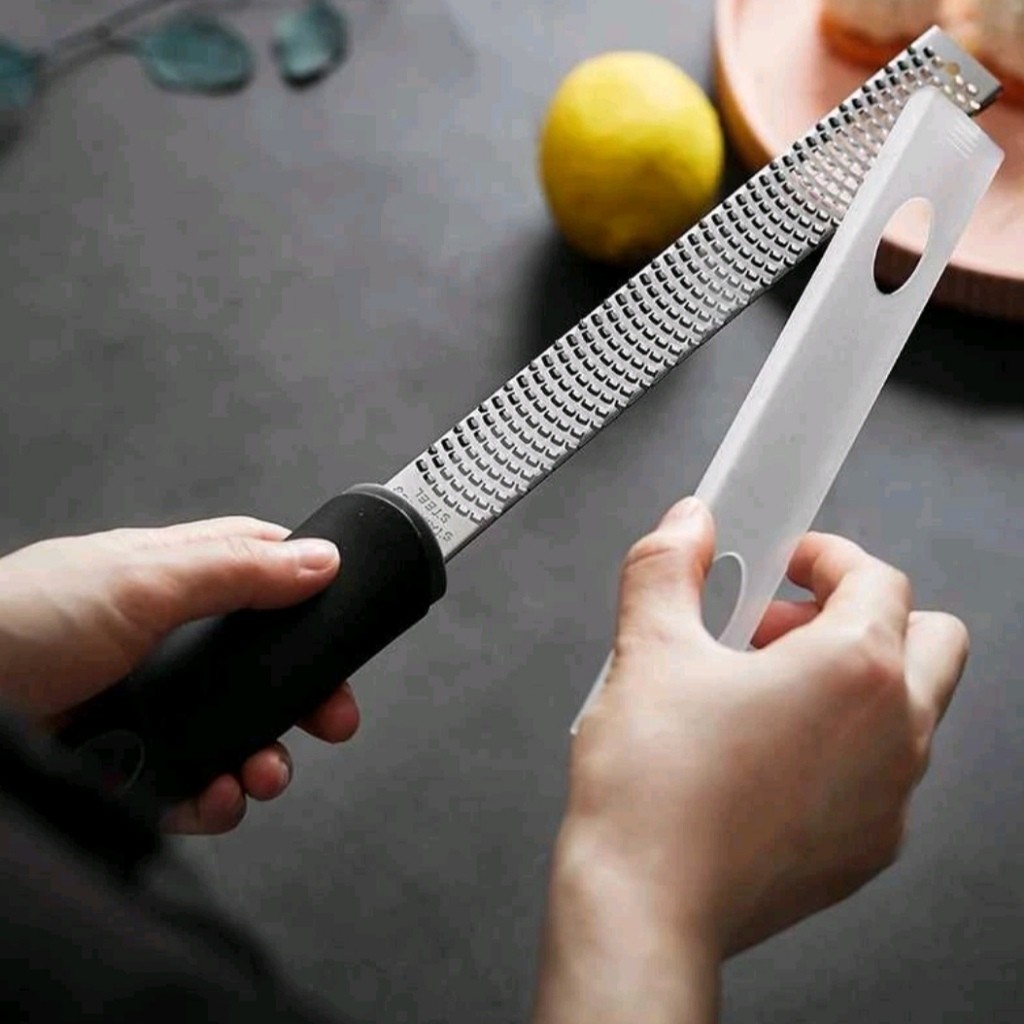 

Stainless Steel Citrus Zester Cheese Grater 32cm - Parutan Keju & Kulit Lemon