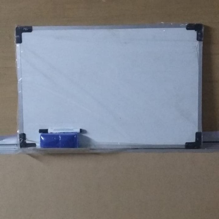 

promo ✨ -whiteboard dua sisi 40x60