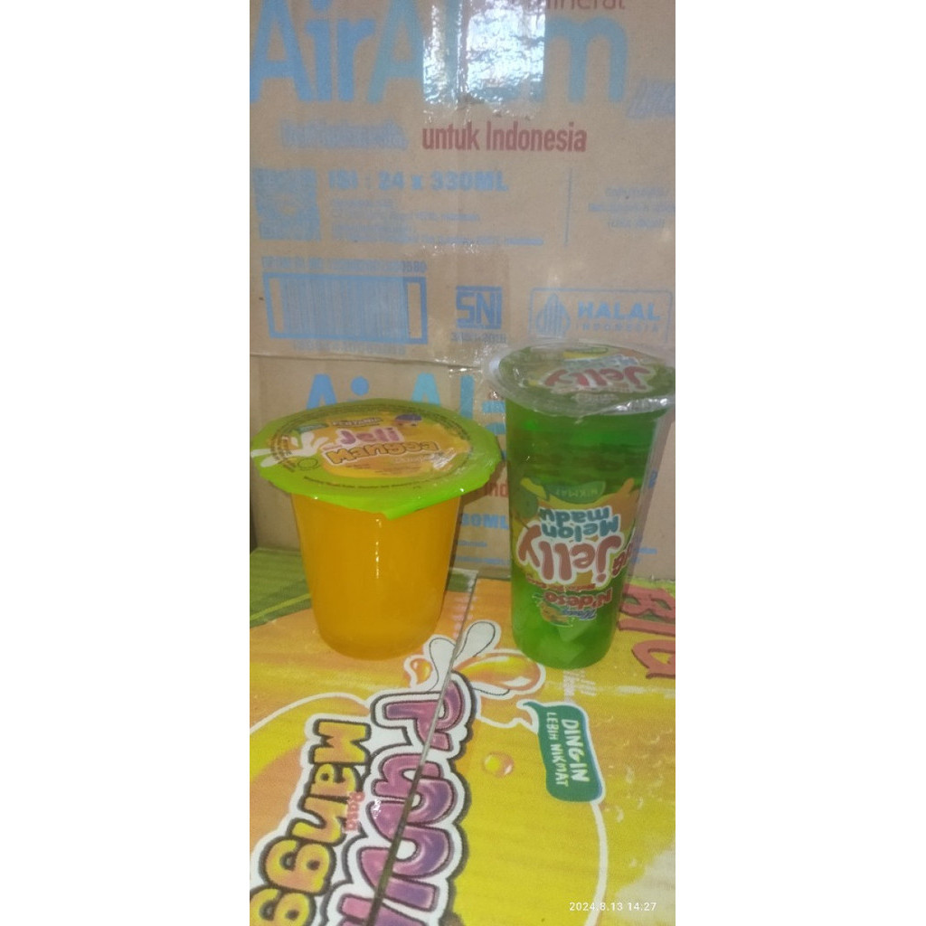 

Jeli agar + nata de coco kemasan cup