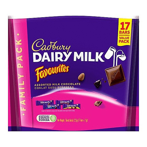 

Coklat CADBURY Dairy Milk Favourites Family Pack 255gram isi 17 Bars