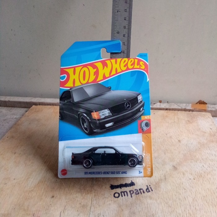 hot wheels mercedes benz 560 sec hitam Toishop