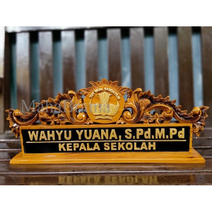 

Papan Nama + Papan Nama Meja Kantor + Kayu Jati + Ukir Kayu MB3212