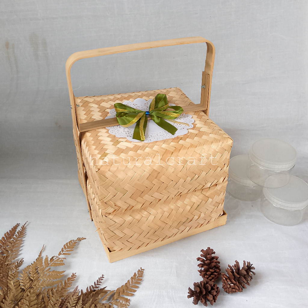 

(B140) Besek Tenteng Susun 2 Pita Kertas Exclusive l Wadah Buah l Wadah Hampers l Parcel l Hadiah l Hantaran l Seserahanl Nikahan l Syukuran l Naturalcraft