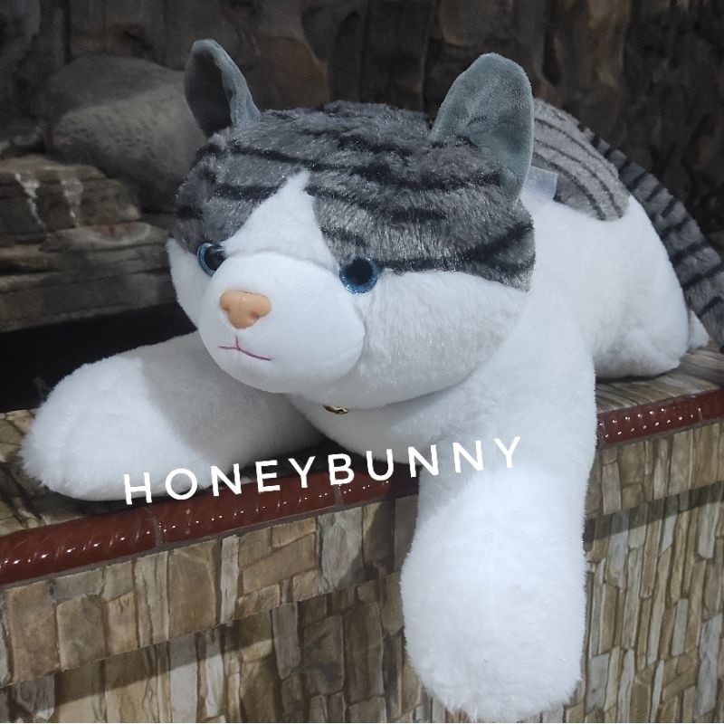 GUNAD boneka lying cat kucing belang