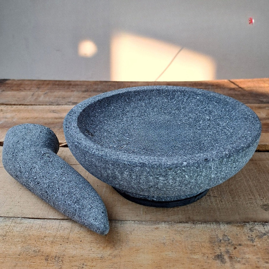 Cobek Batu Asli 20 22cm free ulekan batu asli COBEK SUPER UKURAN    - Asli Muntilan Magelang | cobek