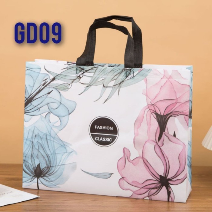 

PB077 - PAPER BAG KAIN MOTIF TAS HAMPERS KADO GIFT KANTONG - GD03, SIZE L