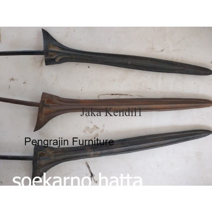 

Keris PB putran keleng bahan besi baja satuan wingit ter antik s murahh ni boss