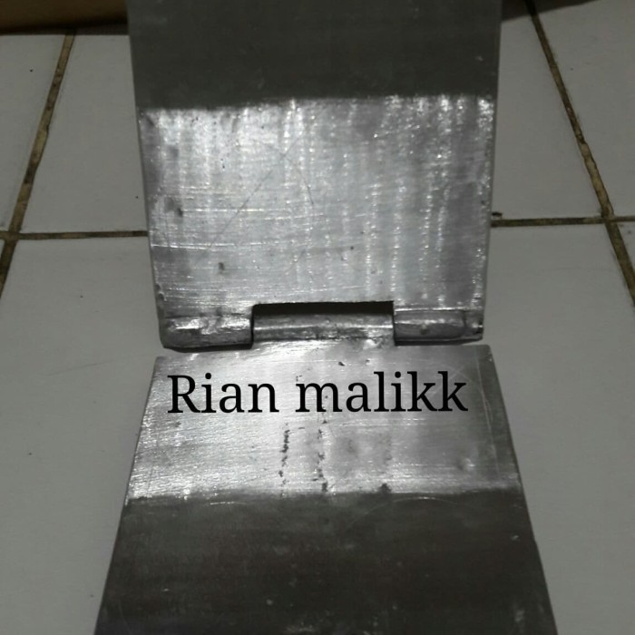 

TERJUAL Cetakan kue semprong polos bahan Alumunium cor ( Tebel) - sedang