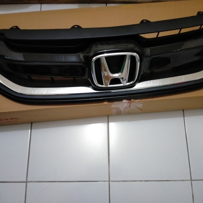 Grille grill bumper atas Grill brio assy 2016 2017 2018 original