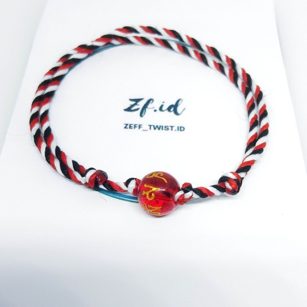 Gelang batu merah Tridatu Tibet khas Bali