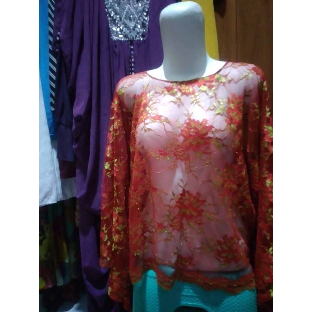 atasan brukat kelelawar