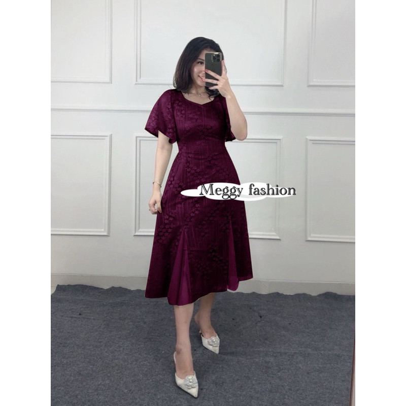 Bambee / REAL PIC - DRESS TIARA MALIKA OUTFIT TERBARU TAHUN 2024 / MIDI DRESS KOREAN LOOK 3UKURAN M 