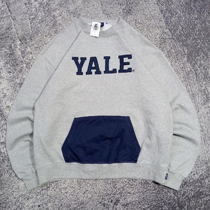 Jaket sweater crewneck YALE pocket depan big logo bordir bagus size xl