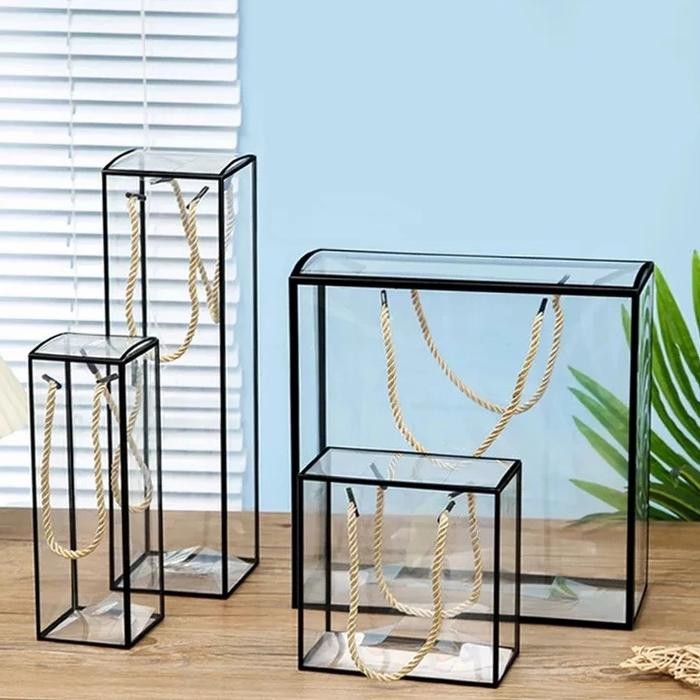 

Sale Gift Box Mika/Kotak Mika Polos Dengan List - Putih, (GB66)-12x12x12 Terlaris